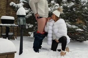 outdoor winter oral pleasure and jism on
