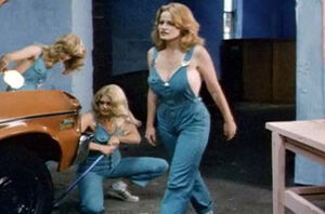 Garage Dolls (1981)